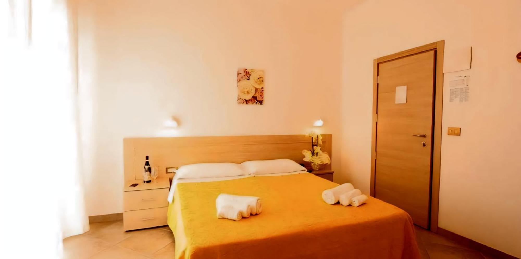 Hotel Baltic Misano Adriatico Eksteriør billede