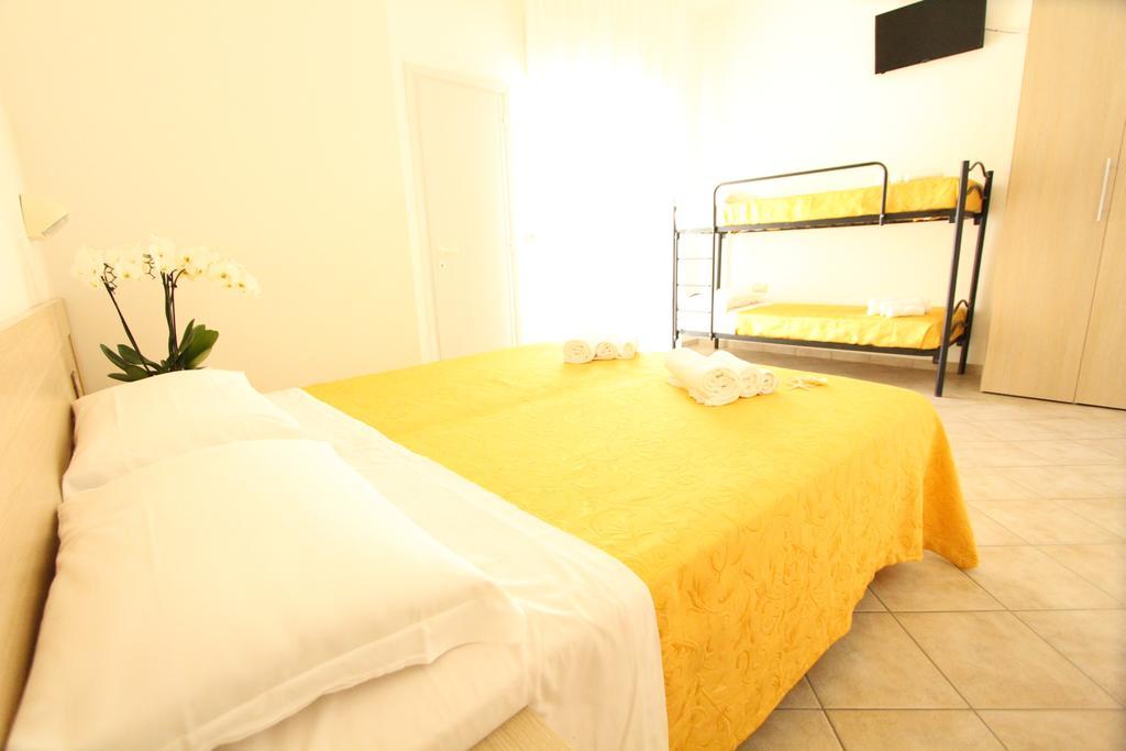 Hotel Baltic Misano Adriatico Eksteriør billede