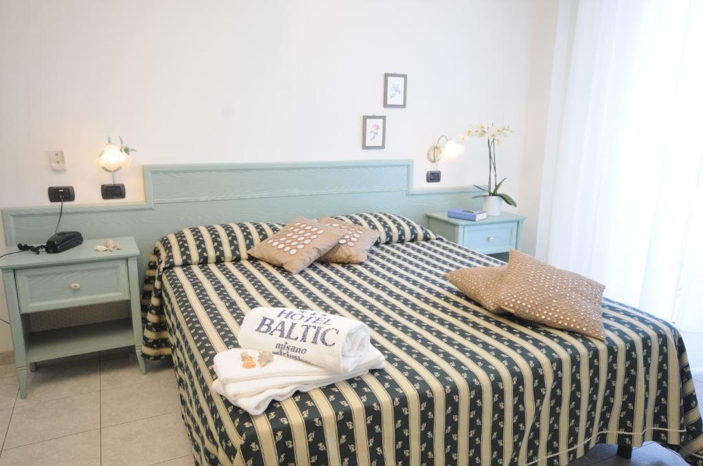 Hotel Baltic Misano Adriatico Eksteriør billede